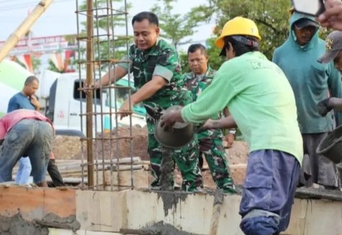 Dandim 0616/Indramayu Tinjau Pembangunan Koperasi Desa Kelurahan Merah Putih di Terisi Dandim 0616/Indramayu Tinjau Pembangunan Koperasi Desa Kelurahan Merah Putih di Terisi