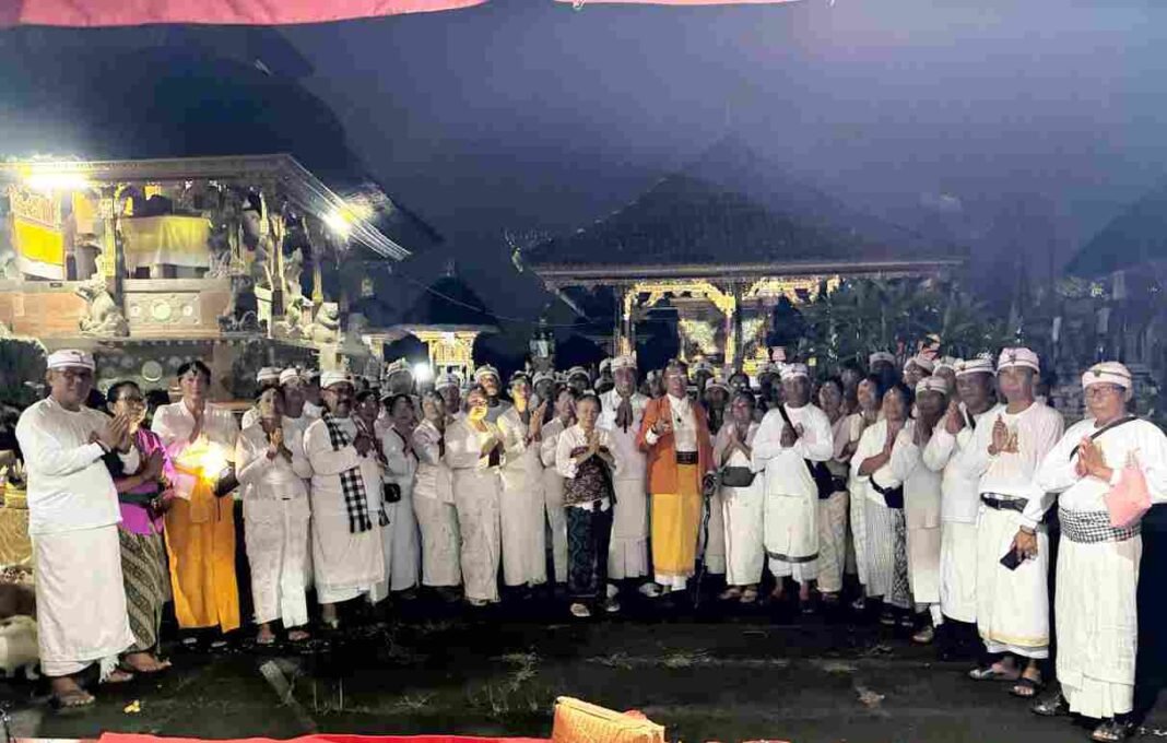 Supaya Lebih Metaksu : Paiketan Pinandita Ganesh Pratama Melaksanakan Upacara Mejaya-jaya Supaya Lebih Metaksu : Paiketan Pinandita Ganesh Pratama Melaksanakan Upacara Mejaya-jaya