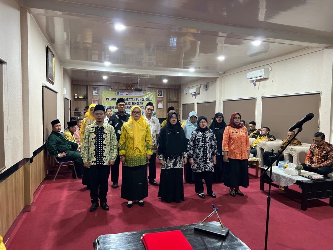 Di Penghujung Tahun Wabup Subang Lantik 11 Pengawas Sekolah Di Penghujung Tahun Wabup Subang Lantik 11 Pengawas Sekolah