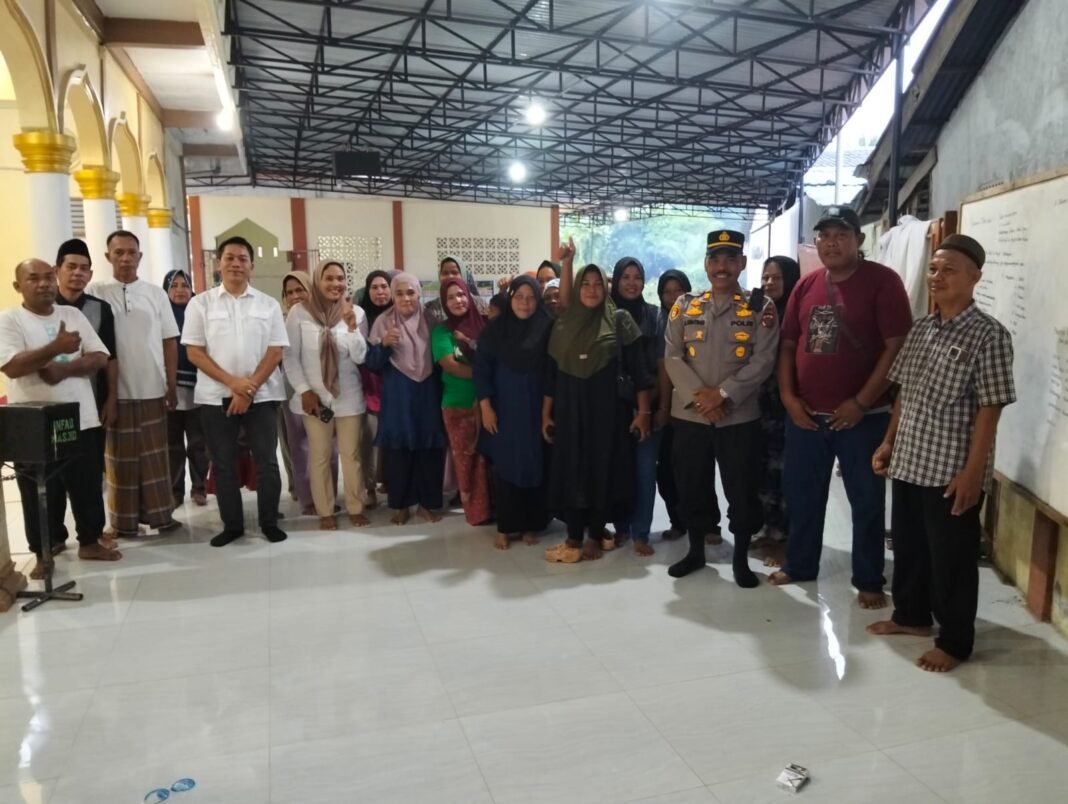 Perkuat Sinergi, Polres Langkat Ajak Masyarakat Desa Pekubuan Bersatu Perangi Narkoba Perkuat Sinergi, Polres Langkat Ajak Masyarakat Desa Pekubuan Bersatu Perangi Narkoba
