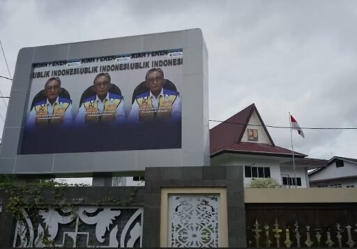 Proyek Jalan Capkala : Menyimpang Dari Acuan Tehnis. PPK Mane Duli, Pelaksana Lahap. Proyek Jalan Capkala : Menyimpang Dari Acuan Tehnis. PPK Mane Duli, Pelaksana Lahap.