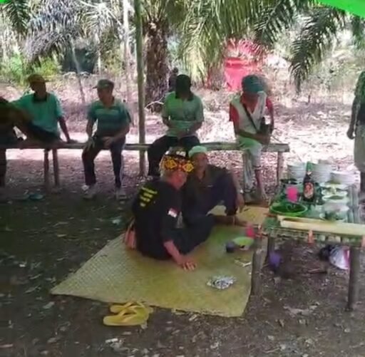 Masyarakat Tanyakan Izin Operasi PT. Intelinsis Tritratama Masyarakat Tanyakan Izin Operasi PT. Intelinsis Tritratama
