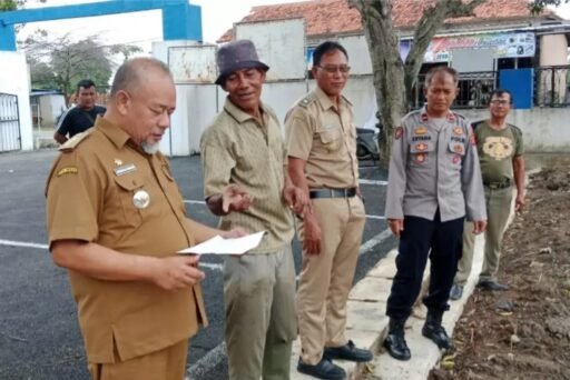 Kapolsek Kedokan Bunder, Bersinergi Dengan Muspika, Memanfaatkan Lahan Produktif, Budi Daya Ikan Lele Kapolsek Kedokan Bunder, Bersinergi Dengan Muspika, Memanfaatkan Lahan Produktif, Budi Daya Ikan Lele