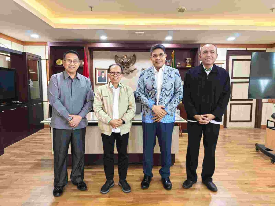 Bahas Pembentukan Majelis Pendidikan Hindu, Ketua BMPS Provinsi Bali Audensi Ke Dirjen Bimas Hindu Di Jakarta Bahas Pembentukan Majelis Pendidikan Hindu, Ketua BMPS Provinsi Bali Audensi Ke Dirjen Bimas Hindu Di Jakarta
