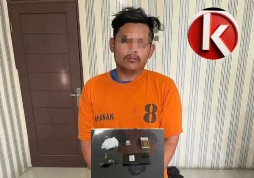 Warga Lingga Julu Ditangkap di Ndokum Siroga ! Diduga Memiliki Sabu Warga Lingga Julu Ditangkap di Ndokum Siroga ! Diduga Memiliki Sabu