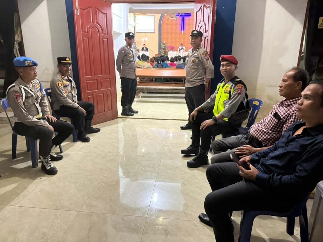 Polres Langkat Pastikan Pengamanan Ibadah Malam Tahun Baru 2026 Berjalan Aman dan Kondusif Polres Langkat Pastikan Pengamanan Ibadah Malam Tahun Baru 2026 Berjalan Aman dan Kondusif