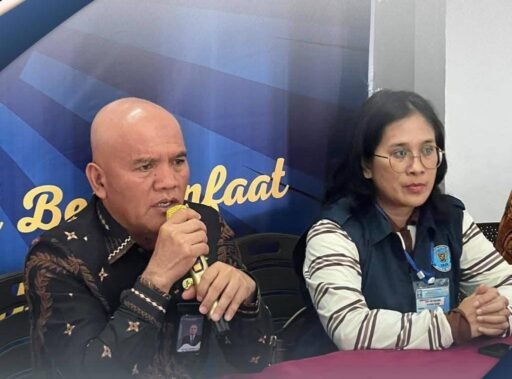 Menuju Bersih Narkoba ! Gandeng BNNK Karo, Rutan Kabanjahe Melakukan Tes Urine Bagi Pegawai dan Anak Binaan Menuju Bersih Narkoba ! Gandeng BNNK Karo, Rutan Kabanjahe Melakukan Tes Urine Bagi Pegawai dan Anak Binaan