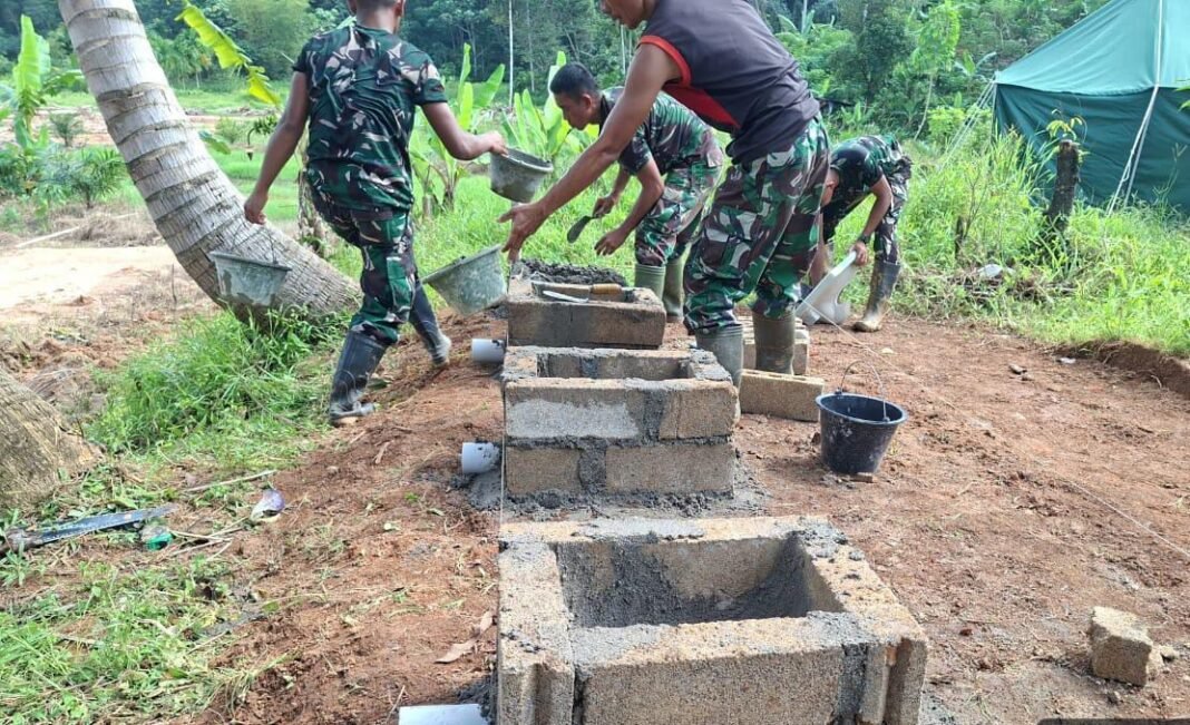Satgas Gulbencal Kodim 0211/TT Rampungkan Pembangunan MCK di Kelurahan Hutanabolon Satgas Gulbencal Kodim 0211/TT Rampungkan Pembangunan MCK di Kelurahan Hutanabolon