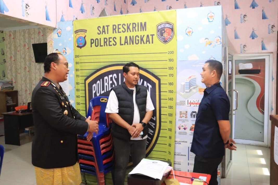 Wakapolda Sumut Silaturahmi Polres Langkat, Ingatkan Syukur dan Soliditas Personel Wakapolda Sumut Silaturahmi Polres Langkat, Ingatkan Syukur dan Soliditas Personel