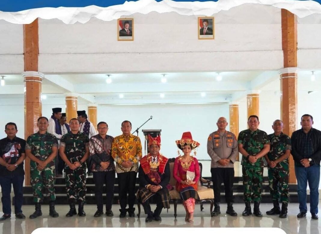 Syukuran Danrem 031 Wira Bima Brigjen TNI Dr. Agustatius Sitepu Dihadiri Bupati Karo Syukuran Danrem 031 Wira Bima Brigjen TNI Dr. Agustatius Sitepu Dihadiri Bupati Karo