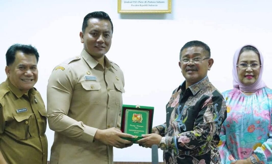 Terima Kunjungan Kerja Bapemperda DPRD Sumut, Pemkab Karo Harapkan Peningkatan Pelayanan Kesehatan Terima Kunjungan Kerja Bapemperda DPRD Sumut, Pemkab Karo Harapkan Peningkatan Pelayanan Kesehatan