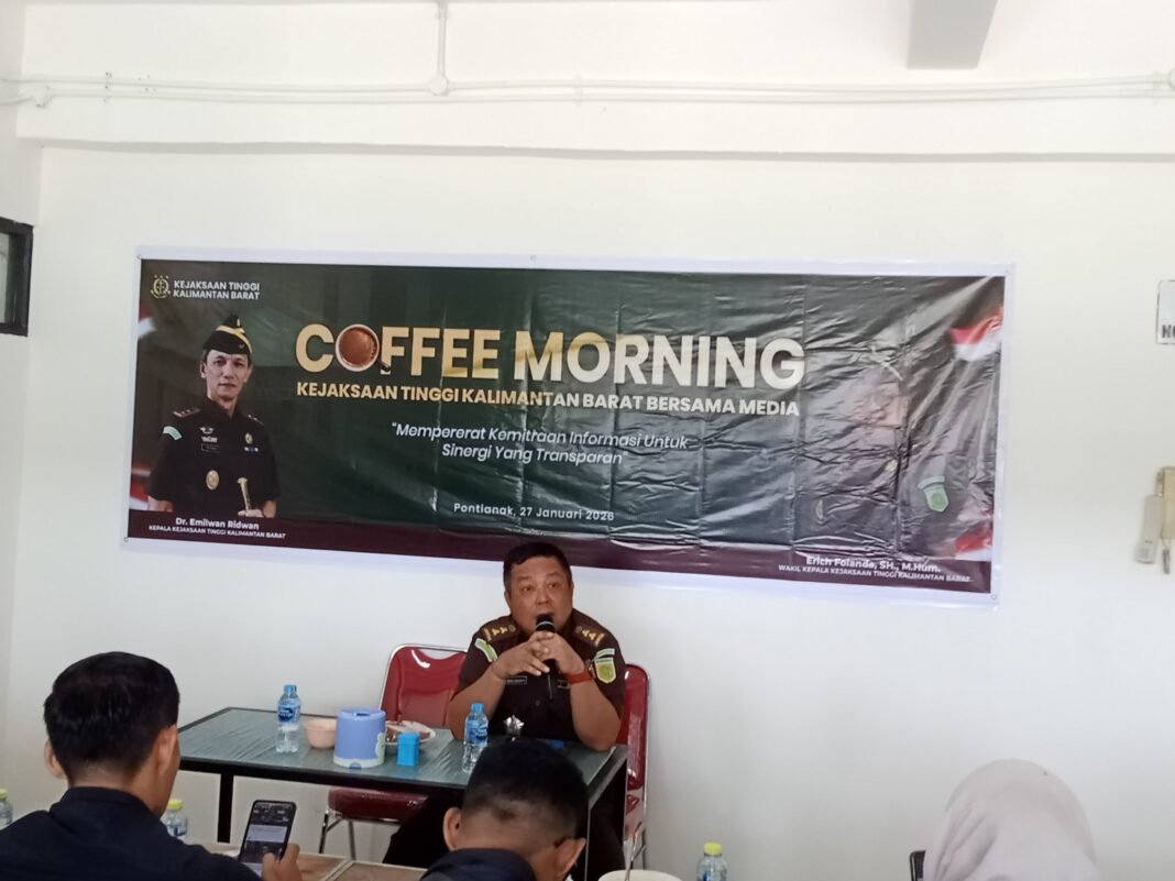 Kejaksaan Coffee Morning Bareng Wartawan : Ajak Awasi Proyek Pemerintah Kejaksaan Coffee Morning Bareng Wartawan : Ajak Awasi Proyek Pemerintah