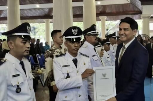 Sebanyak 138 Kuwu Di Indramayu Resmi Dilantik dan Diambil Sumpahnya Oleh Bupati Sebanyak 138 Kuwu Di Indramayu Resmi Dilantik dan Diambil Sumpahnya Oleh Bupati