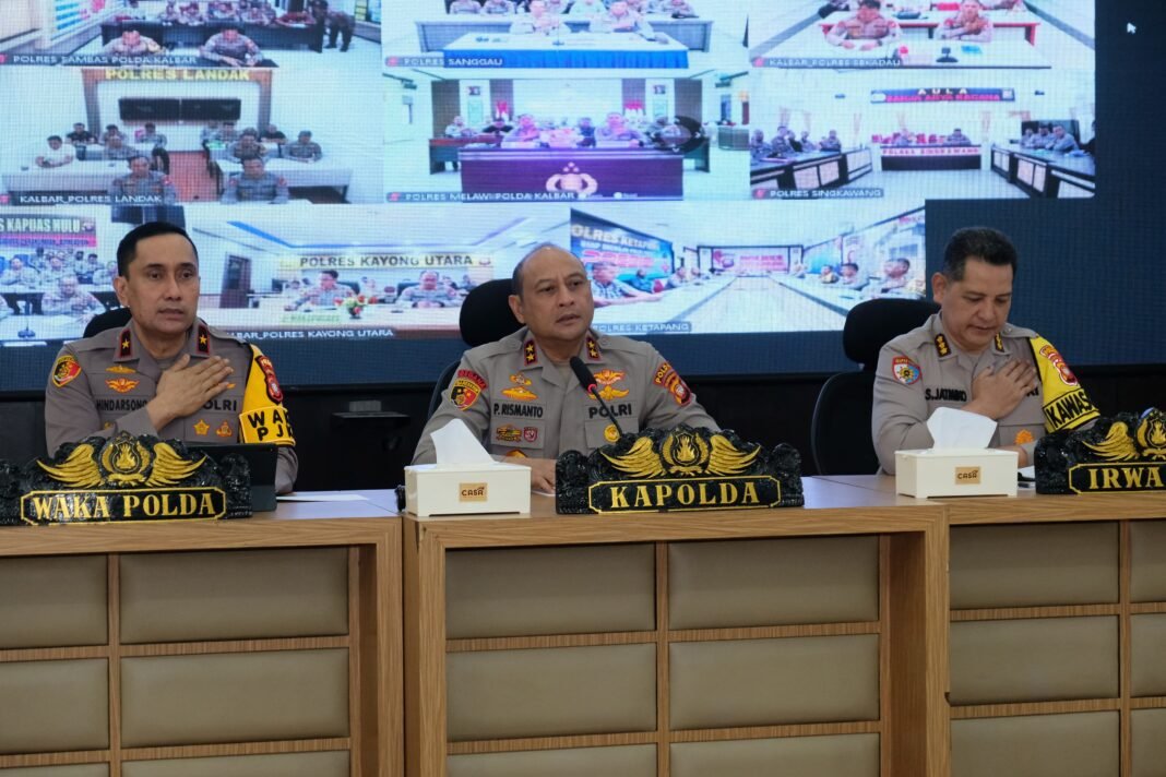 Dukung Penuh Kebijakan Pemerintah, Polda Kalbar Gelar Rapim 2026 Fokus pada Ketahanan Pangan dan PenguatanSDM Dukung Penuh Kebijakan Pemerintah, Polda Kalbar Gelar Rapim 2026 Fokus pada Ketahanan Pangan dan PenguatanSDM