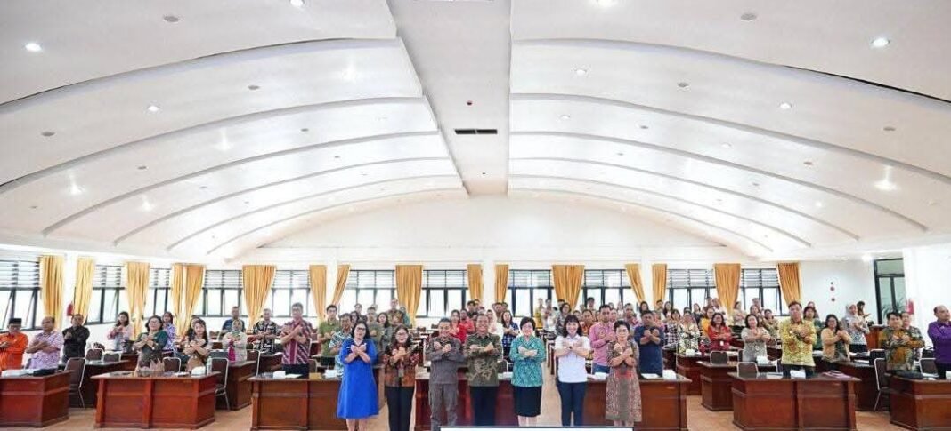 Bupati Karo Pimpin Rapat Gugus Tugas Kabupaten Layak Anak 2026, Targetkan Peningkatan Capaian Bupati Karo Pimpin Rapat Gugus Tugas Kabupaten Layak Anak 2026, Targetkan Peningkatan Capaian