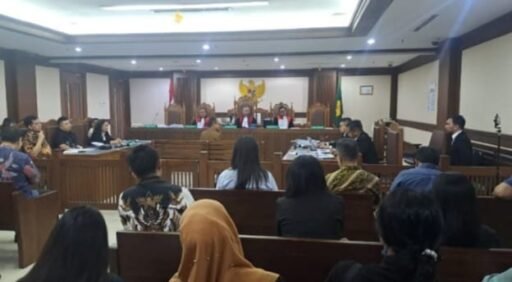 Transaksi USD 28 Juta NCD Unibank, CMNP Klaim Rugi Ratusan Triliun dan Muncul Dugaan Kerugian Negara Transaksi USD 28 Juta NCD Unibank, CMNP Klaim Rugi Ratusan Triliun dan Muncul Dugaan Kerugian Negara