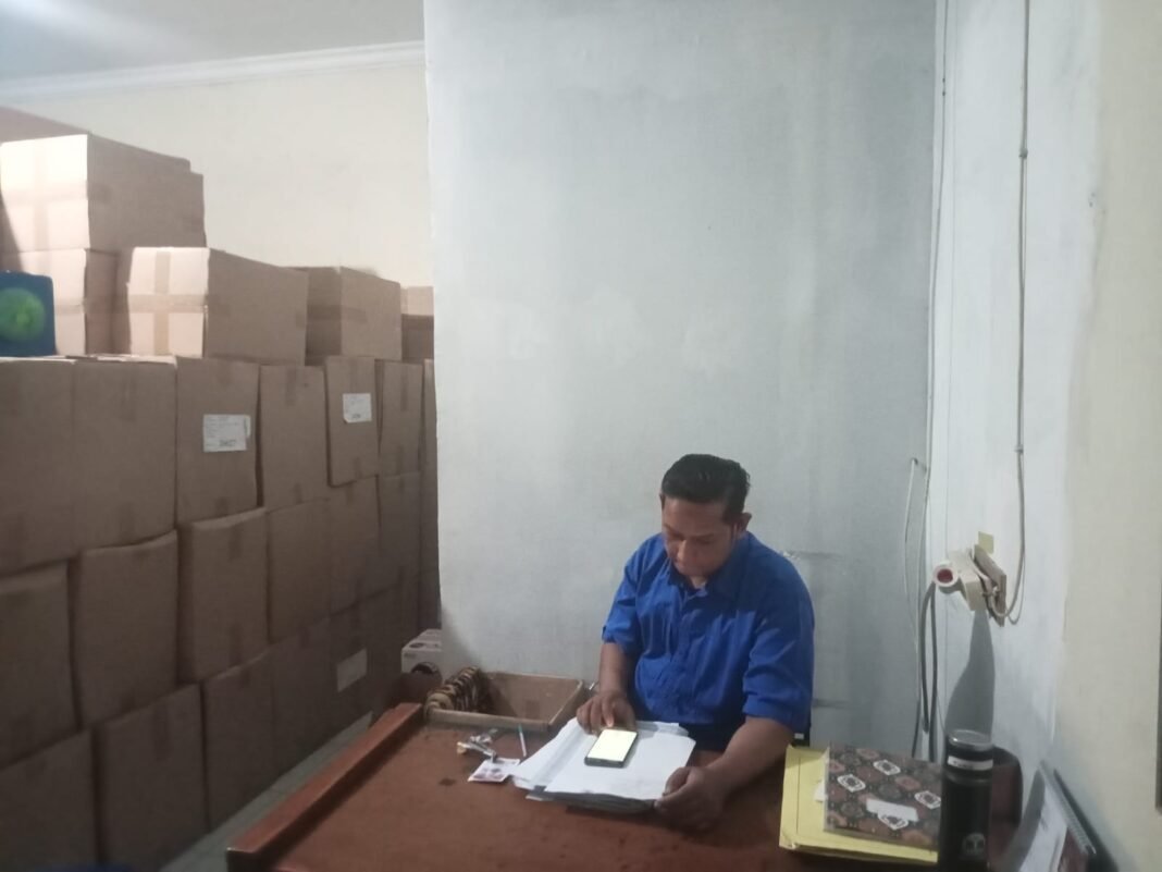 Fungsi kontrol media dihadang?dugaan pembatasan jurnalis disamsat surabaya utara mencuat. Fungsi kontrol media dihadang?dugaan pembatasan jurnalis disamsat surabaya utara mencuat.