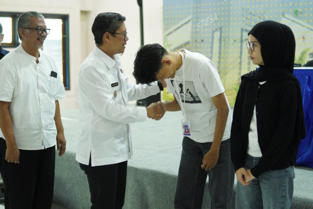 26 Mahasiswa (STIE) Suta atmadja Mengikuti Program Internasional Certified Internship Ke Taiwan 26 Mahasiswa (STIE) Suta atmadja Mengikuti Program Internasional Certified Internship Ke Taiwan