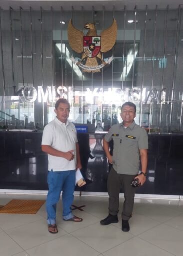 Diduga Sengaja Abaikan Memori Banding, Petani Laporkan 3 Hakim PT ke KY Diduga Sengaja Abaikan Memori Banding, Petani Laporkan 3 Hakim PT ke KY