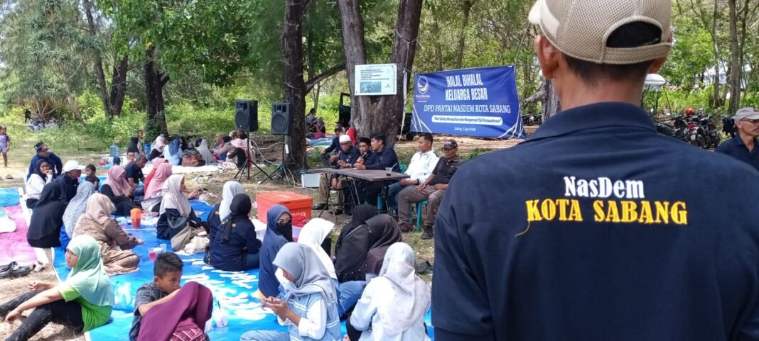 Halal Bihalal DPD Partai NasDem Sabang, Momentum Perkuat Soliditas dan Semangat Restorasi || Kompas.sbs. Halal Bihalal DPD Partai NasDem Sabang, Momentum Perkuat Soliditas dan Semangat Restorasi || Kompas.sbs.