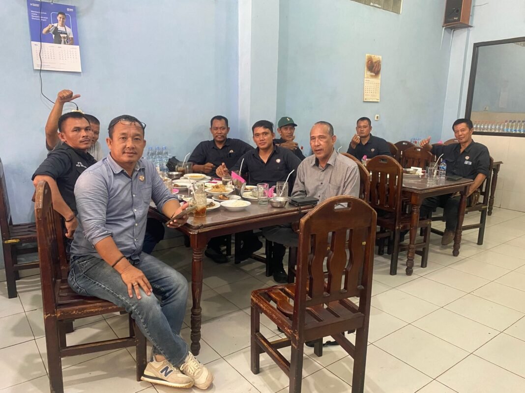 Muara Enim Komunitas Peduli Kepentingan Masyarakat Muara Enim (KPK-ME) Muara Enim Komunitas Peduli Kepentingan Masyarakat Muara Enim (KPK-ME)