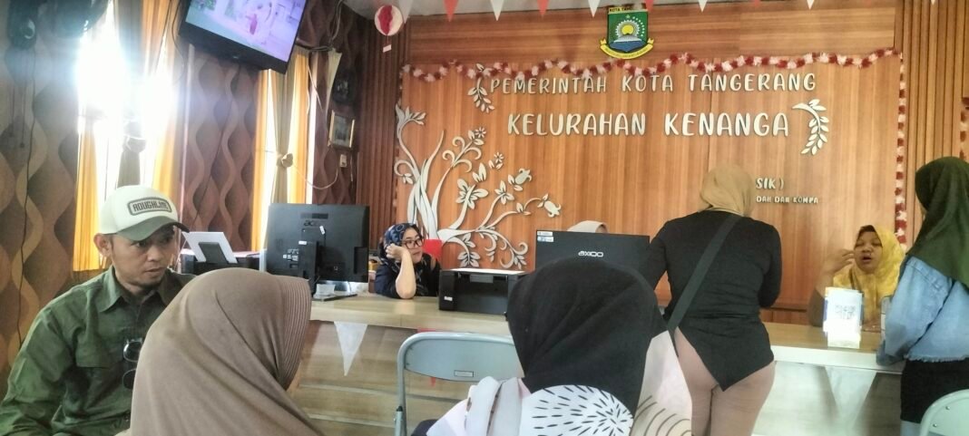 BANSOS KENANGA! NAMA PENERIMA ADA, UNDANGAN TAK DITERIMA — KETERANGAN DIPERTANYAKAN, SOP PENYALURAN DISOROT BANSOS KENANGA! NAMA PENERIMA ADA, UNDANGAN TAK DITERIMA — KETERANGAN DIPERTANYAKAN, SOP PENYALURAN DISOROT