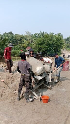Kodim 0207/SML Jembatan Beton di Bayu Muslimin Simalungun Mulai Dikerjakan, Progres Capai 17,95 Persen Kodim 0207/SML Jembatan Beton di Bayu Muslimin Simalungun Mulai Dikerjakan, Progres Capai 17,95 Persen