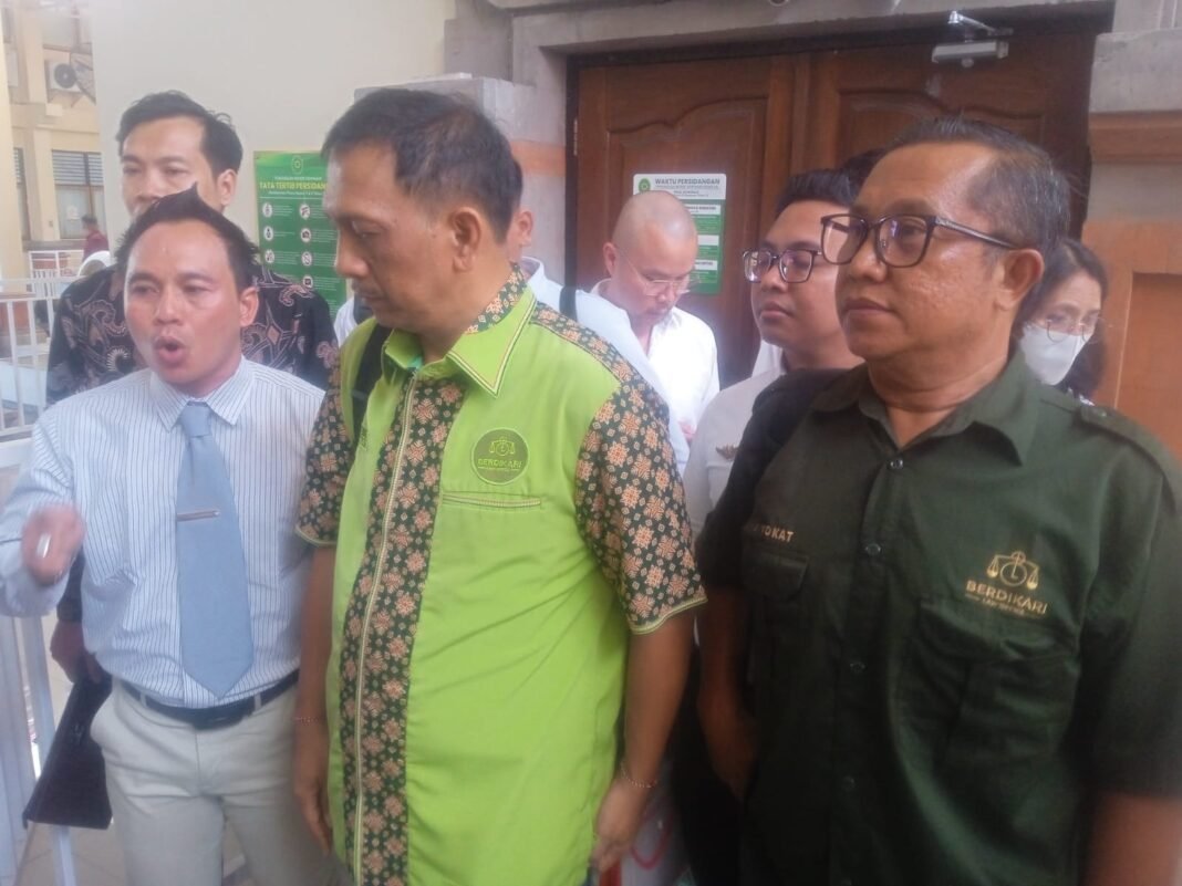 Kuasa Hukum Gede Pasek Suardika Ajukan Praperadilan Ketiga, Siap Gugat Kuasa Hukum Gede Pasek Suardika Ajukan Praperadilan Ketiga, Siap Gugat
