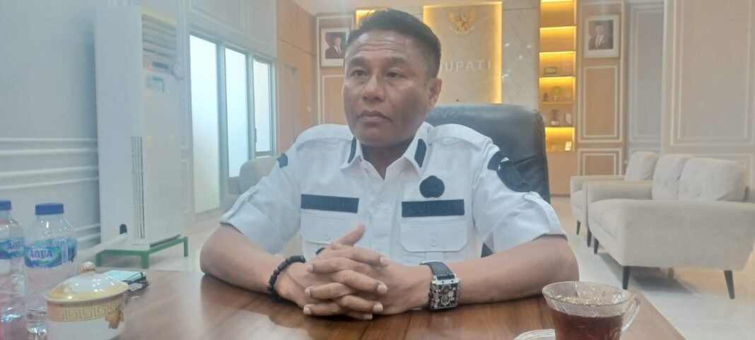 Bupati Paulus Henuk Mundur dari FORKI dan HKTI, Rangkap Jabatan Wabup di Tiga Organisasi Olahraga Disorot Bupati Paulus Henuk Mundur dari FORKI dan HKTI, Rangkap Jabatan Wabup di Tiga Organisasi Olahraga Disorot