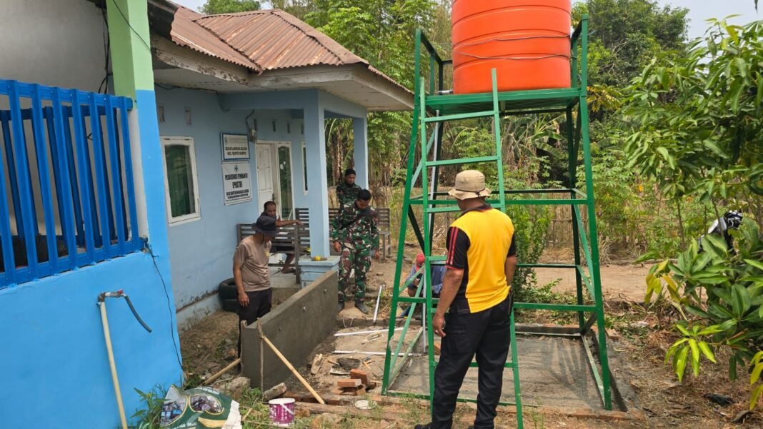 TMMD Ke-130 Kodim 1409/Gowa Hadirkan Solusi Air Bersih Melalui Pemasangan Tandon TMMD Ke-130 Kodim 1409/Gowa Hadirkan Solusi Air Bersih Melalui Pemasangan Tandon