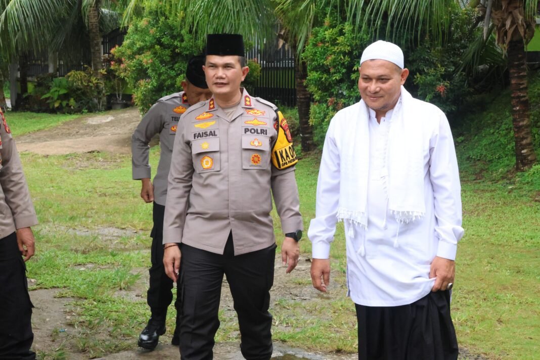 Kapolres Sabang Silaturahmi dengan Tokoh Agama, Perkuat Sinergi Jaga Kamtibmas | Kompas.red Kapolres Sabang Silaturahmi dengan Tokoh Agama, Perkuat Sinergi Jaga Kamtibmas | Kompas.red