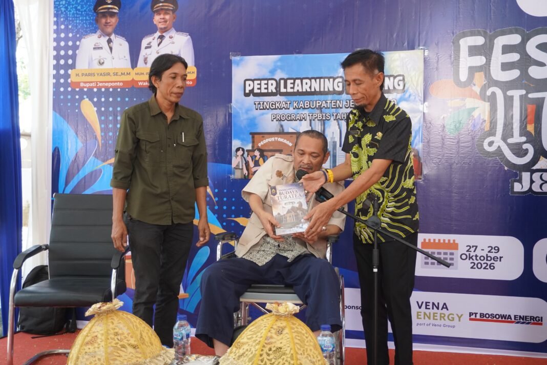Kadis Perpustakaan dan Kearsipan Tutup Festival Literasi Jeneponto 2026, A Kadis Perpustakaan dan Kearsipan Tutup Festival Literasi Jeneponto 2026, A
