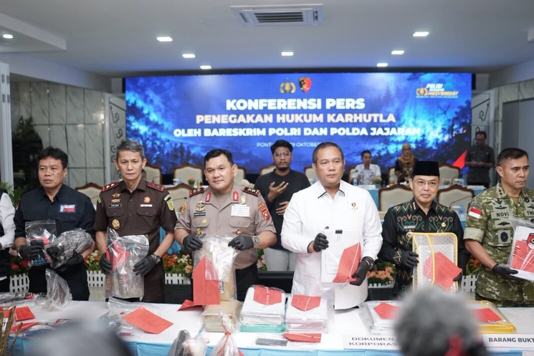 Bareskrim Polri dan Polda Kalbar Ungkap Perkembangan Penanganan 101 Kasus Karhutla Bareskrim Polri dan Polda Kalbar Ungkap Perkembangan Penanganan 101 Kasus Karhutla